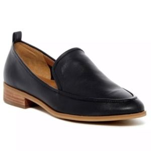 8.5 Black Leather Loafer